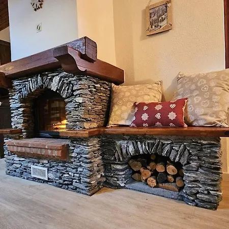 Dom wakacyjny La Mansarda Nel Bosco Con Giardino E Terrazzo Oulx