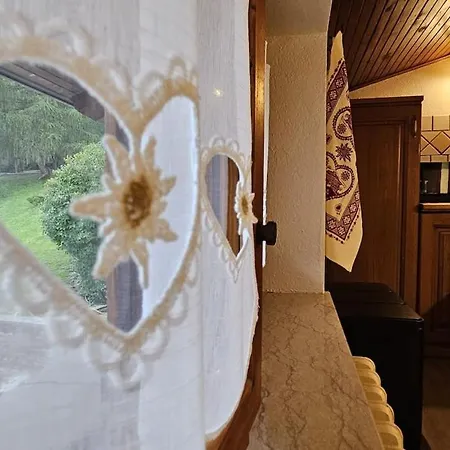 La Mansarda Nel Bosco Con Giardino E Terrazzo