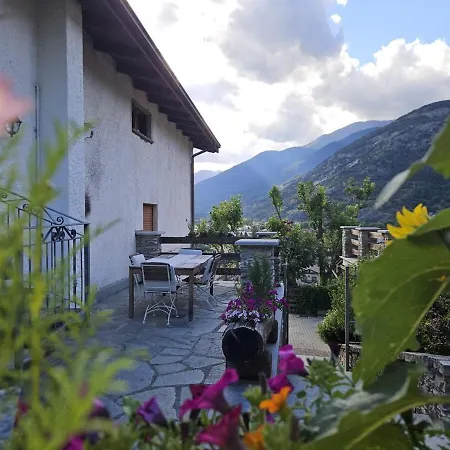 La Mansarda Nel Bosco Con Giardino E Terrazzo Oulx
